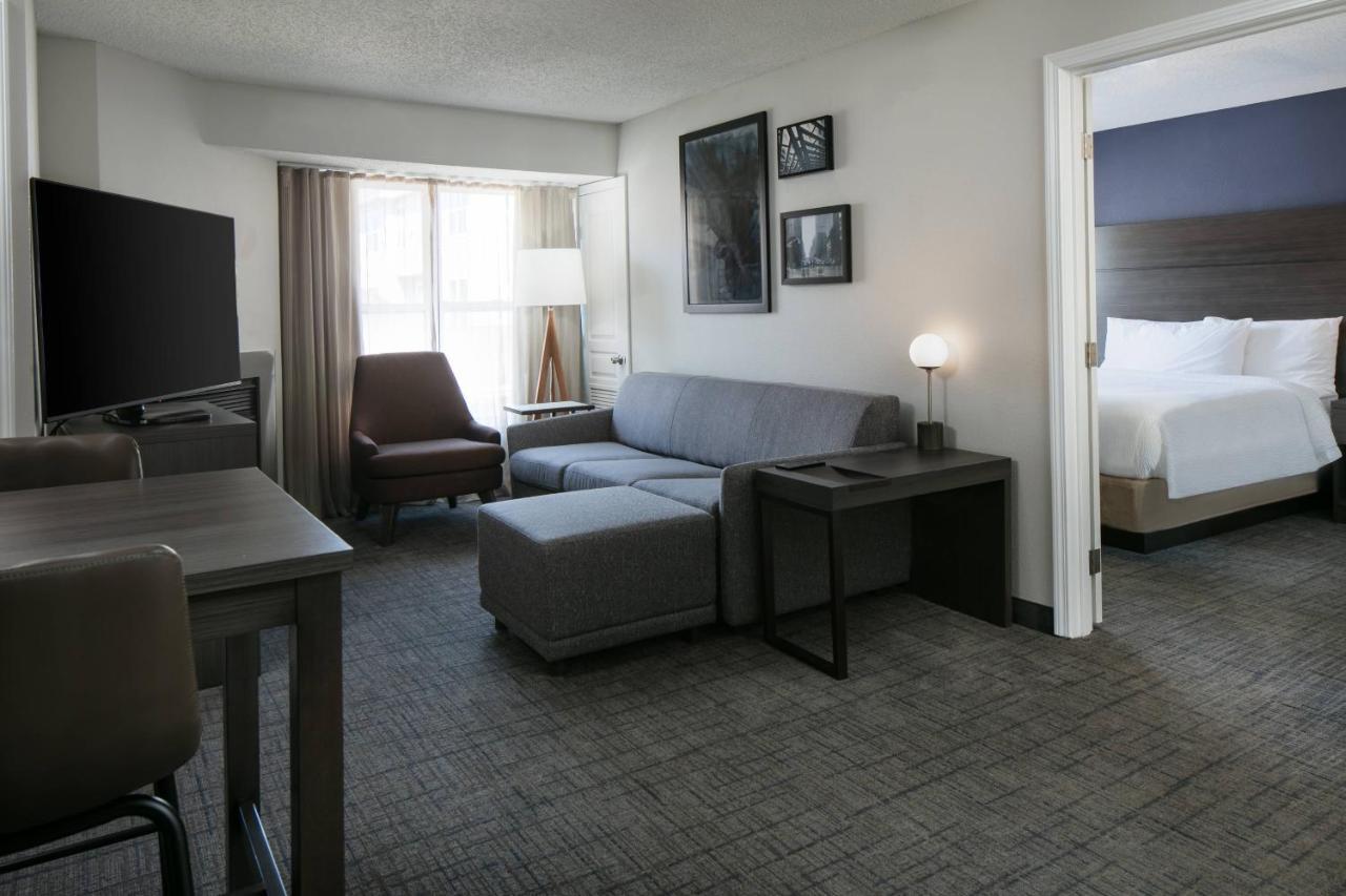 Residence Inn By Marriott Tulsa South Экстерьер фото