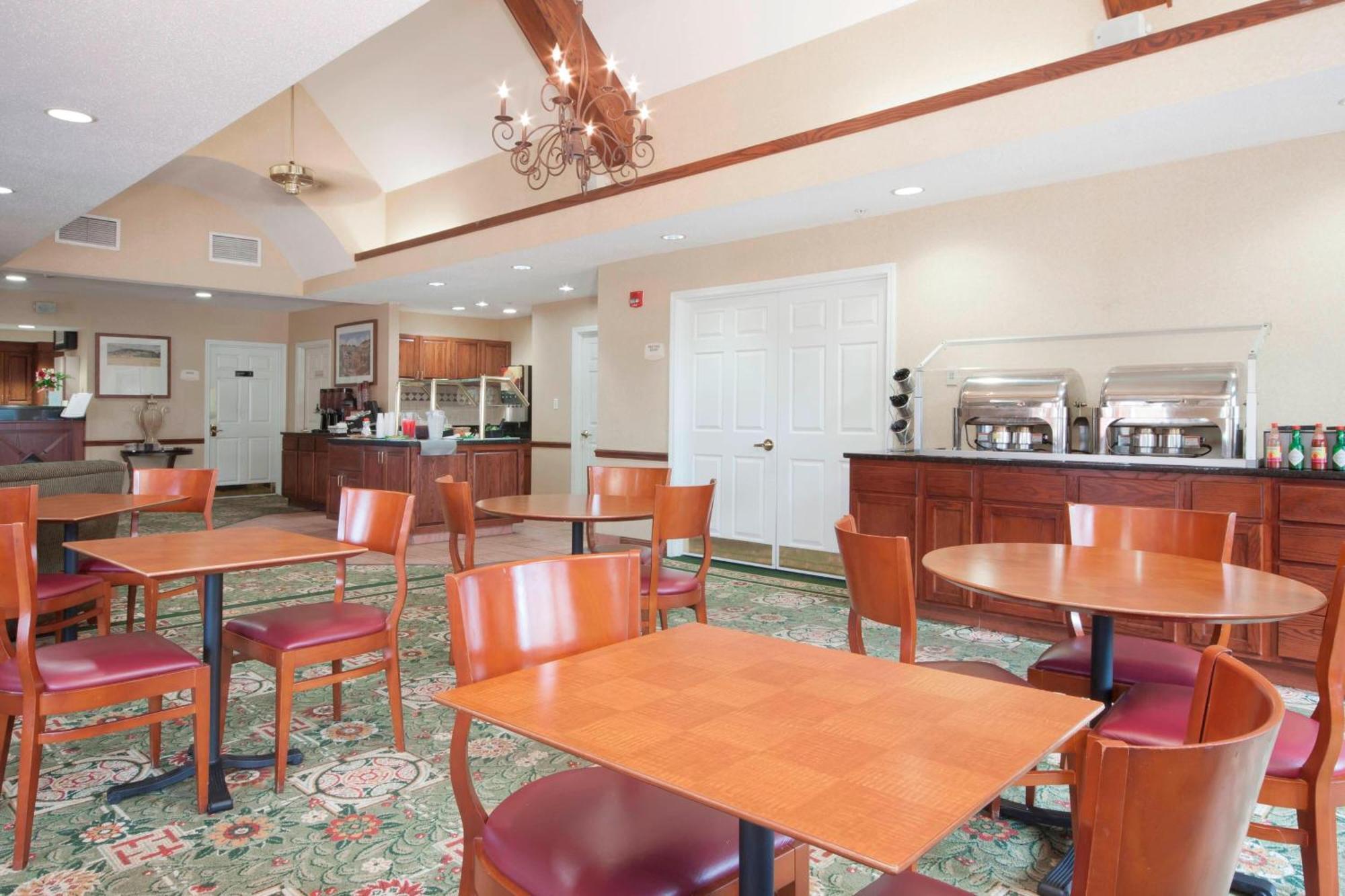 Residence Inn By Marriott Tulsa South Экстерьер фото